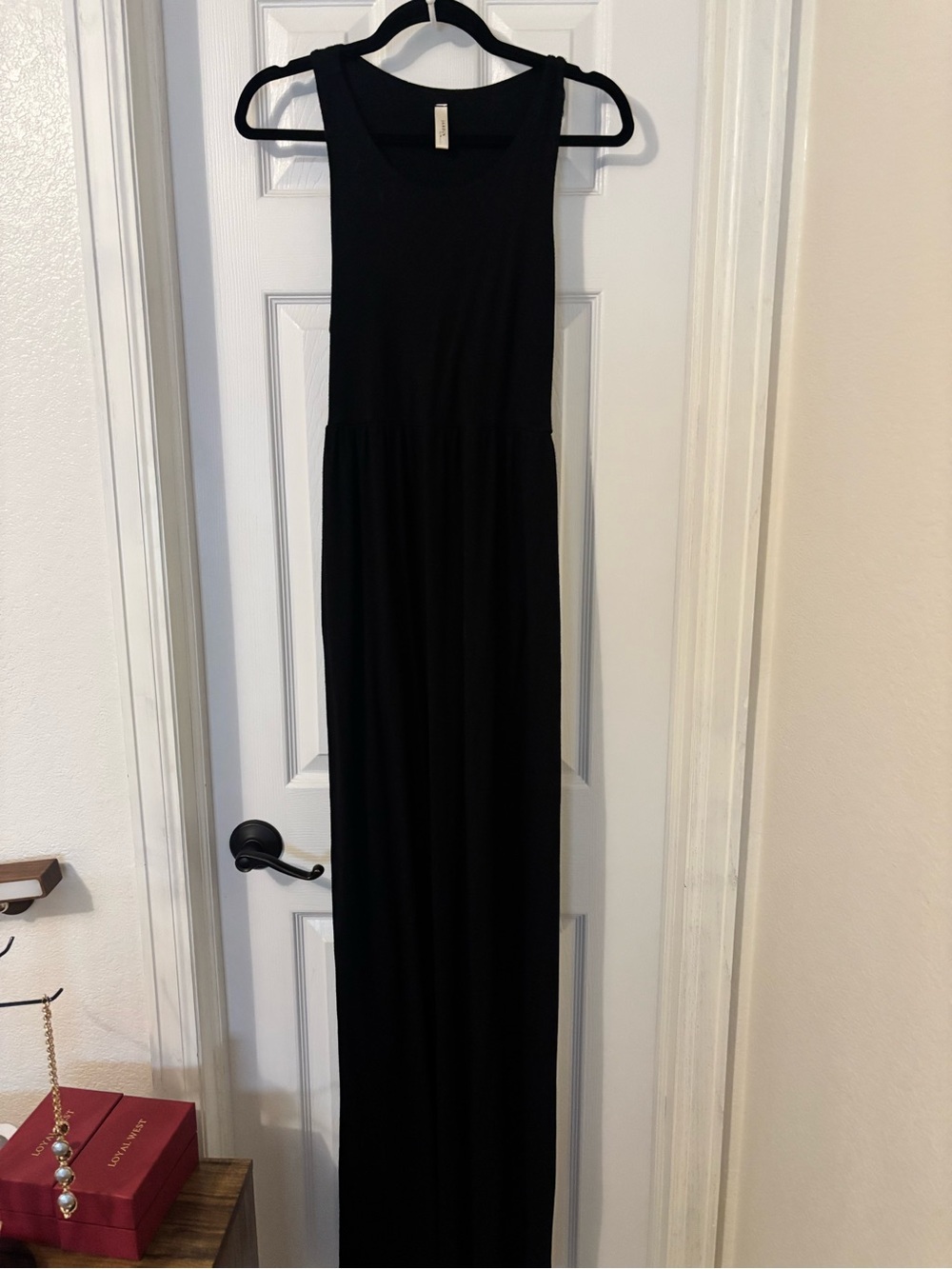 Black Sleeveless Maxi Dress - Timeless Everyday Style